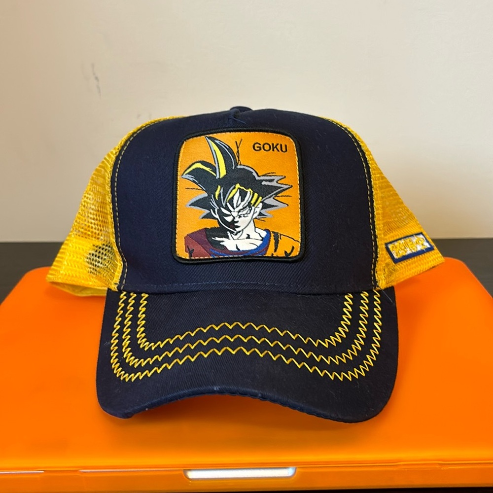 DRAGON BALL Z Goku Trucker hat SnapBack